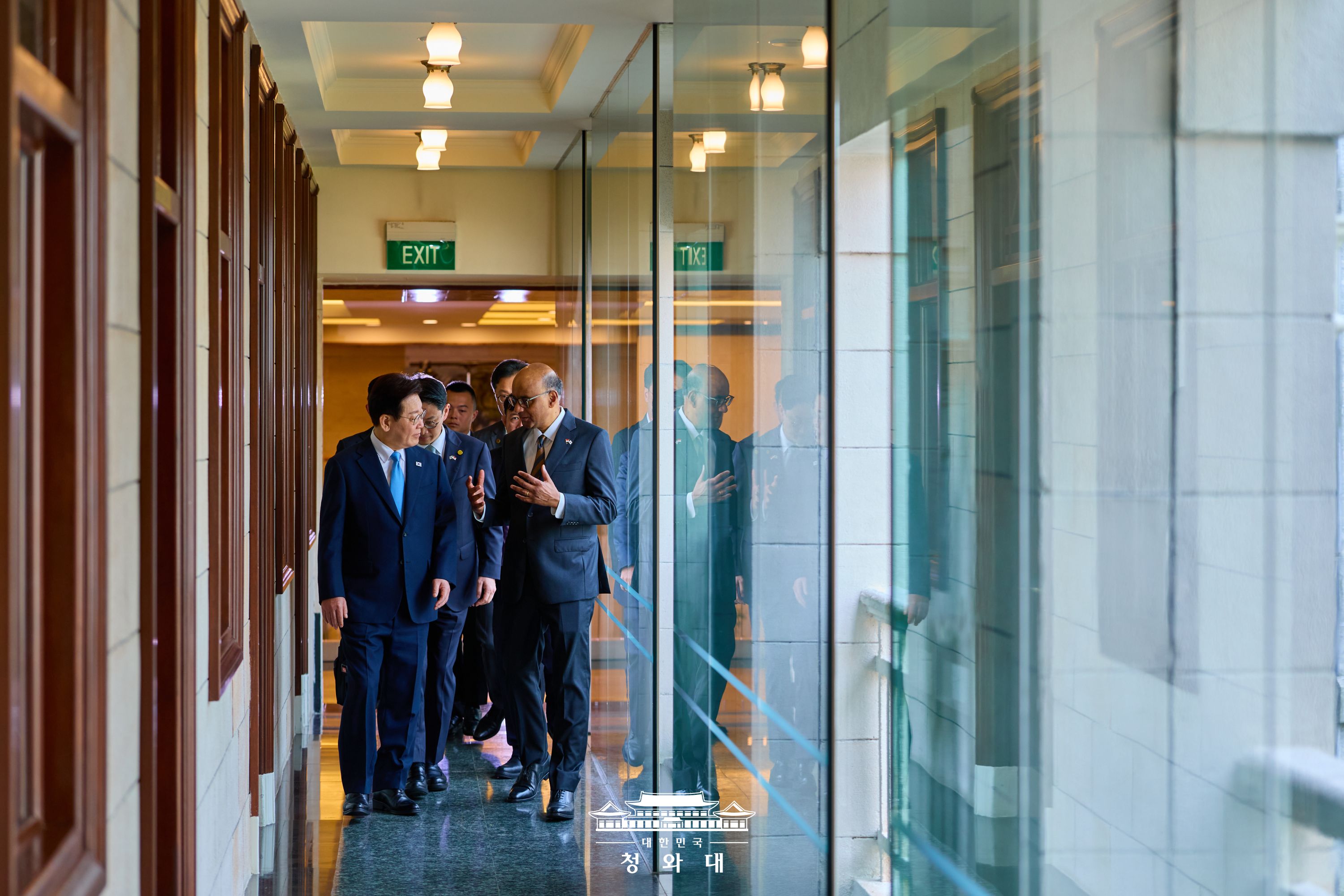 싱가포르 국빈방문, 국민 여러분께 보고드립니다 슬라이드5