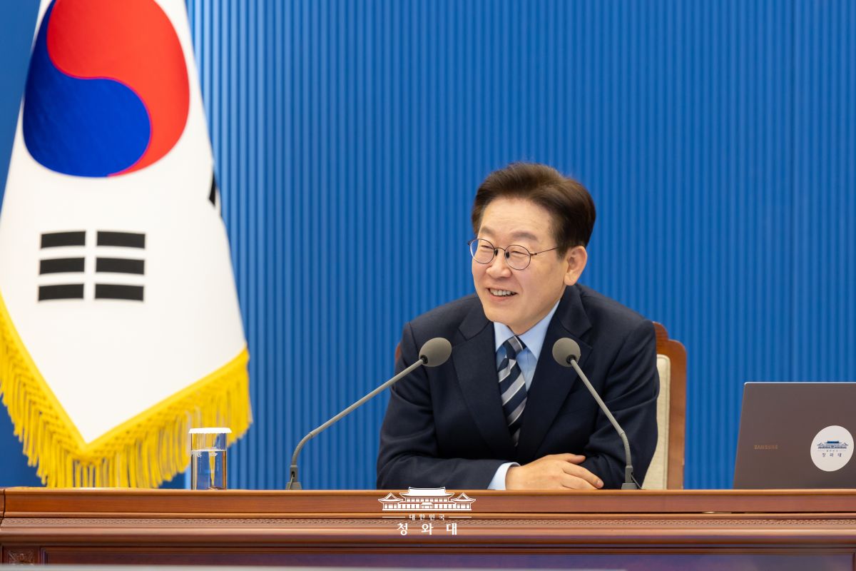 제27차 대통령 주재 수석·보좌관 회의 사진