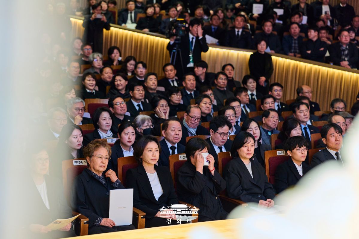 김혜경 여사, 故이해찬총리 49재 참석​ 사진