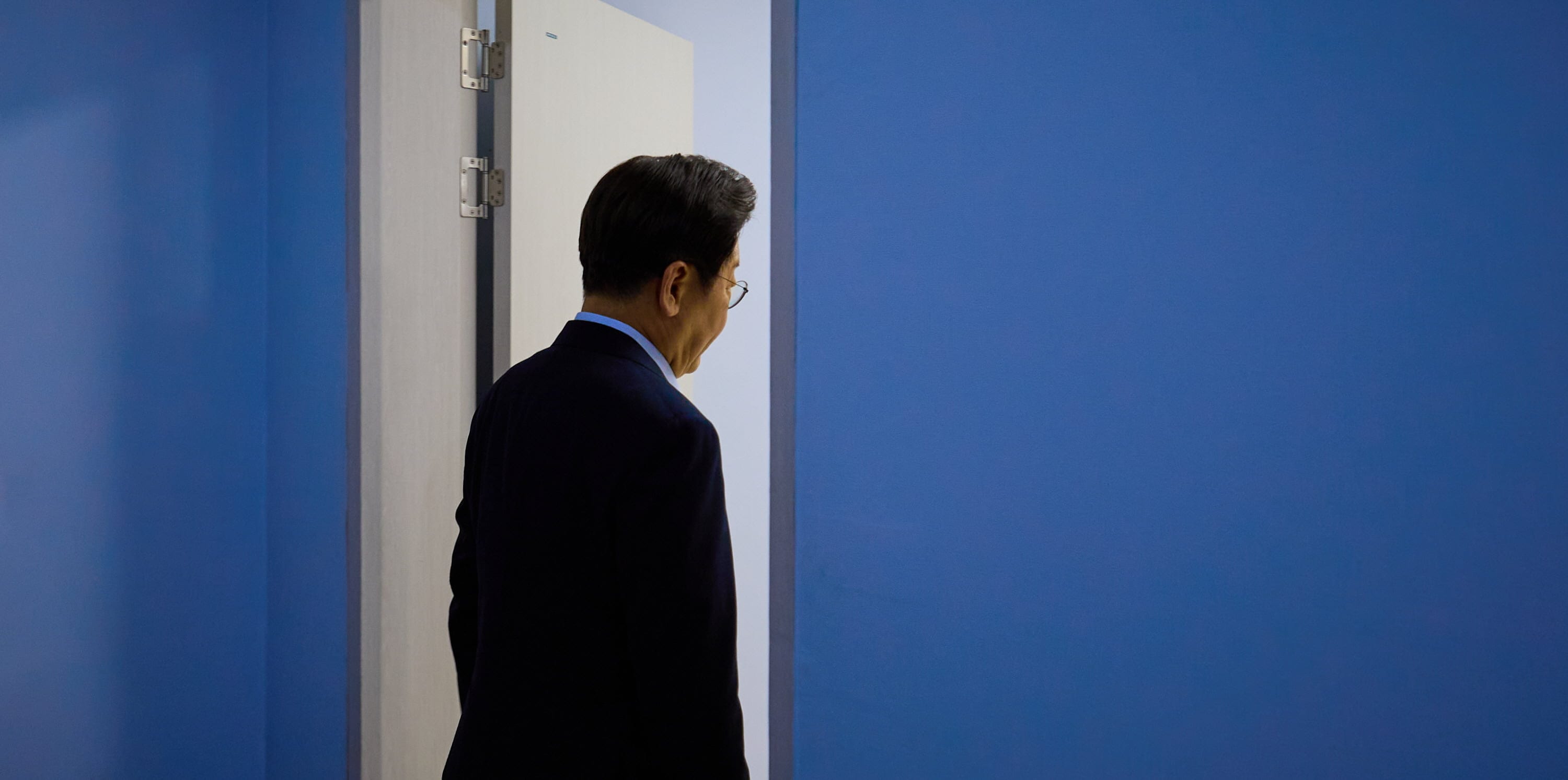 메인슬라이드 3