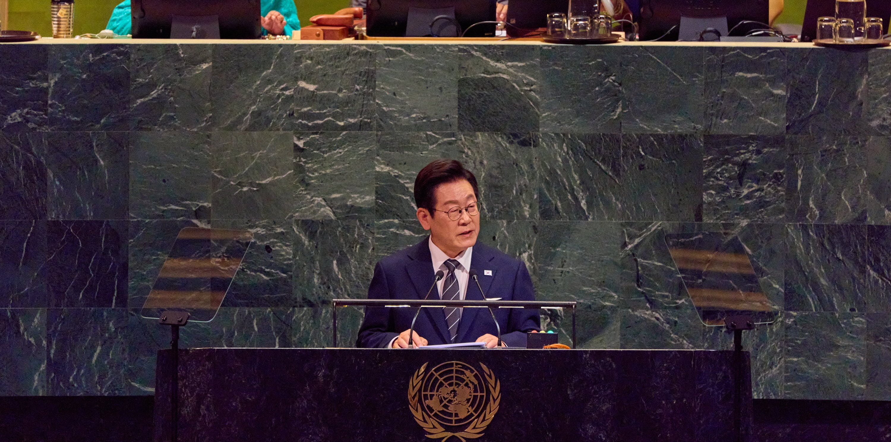 메인슬라이드 7
