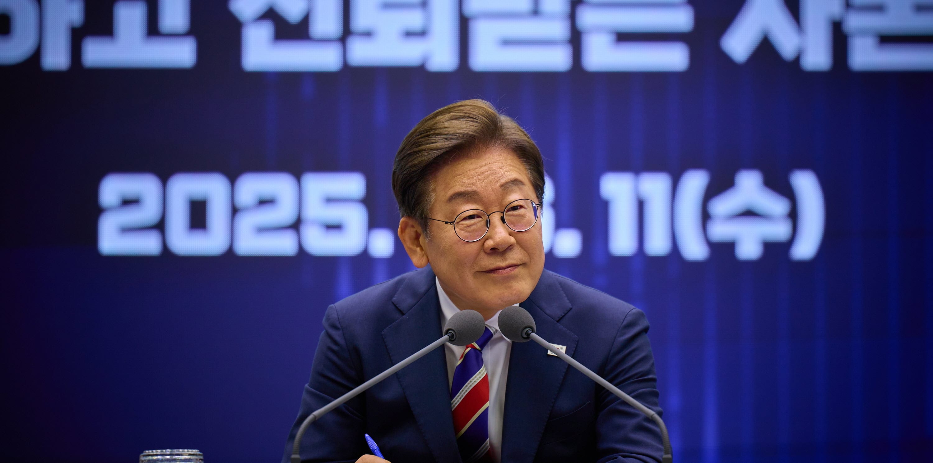 메인슬라이드 9