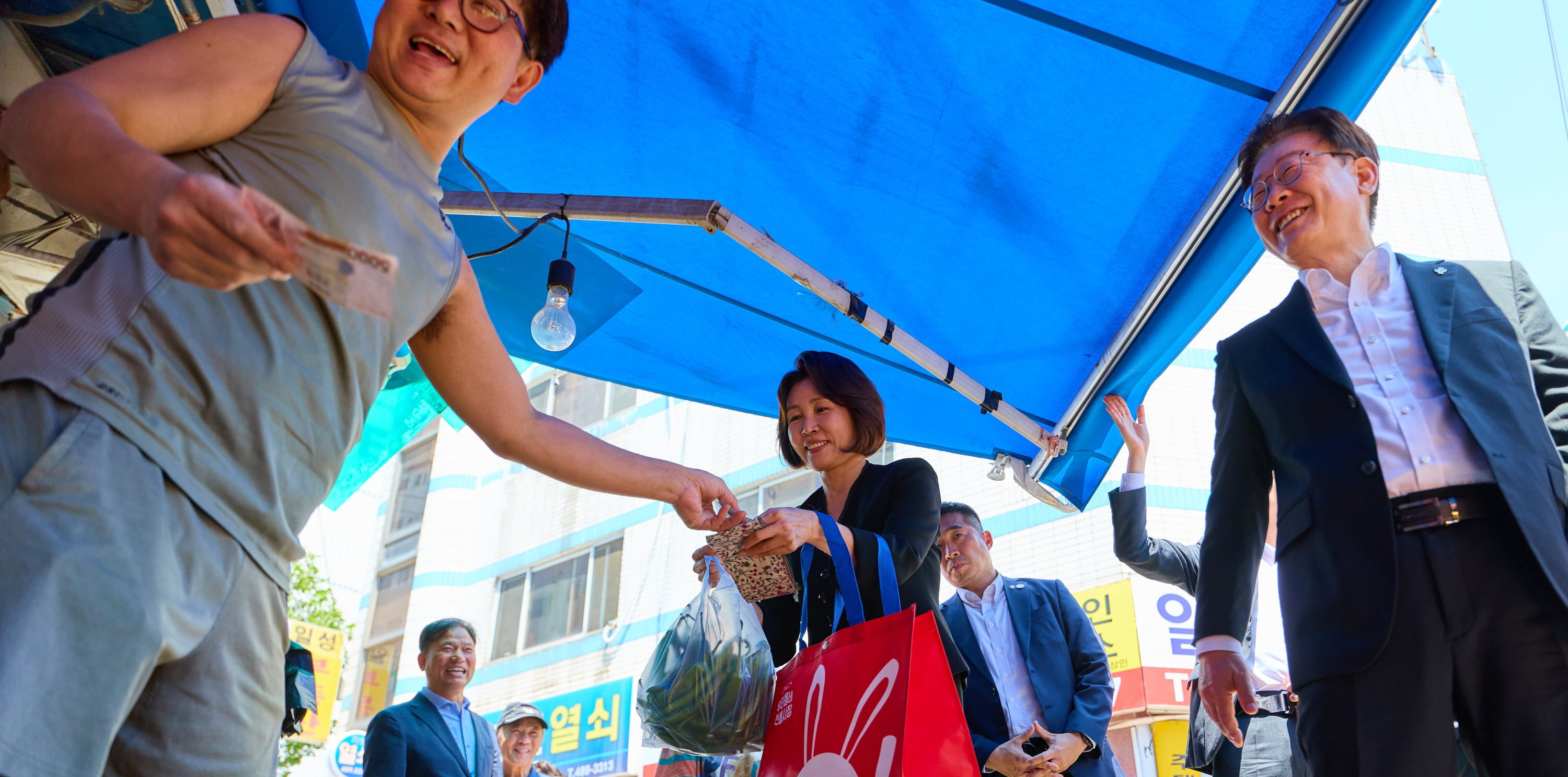 메인슬라이드 2