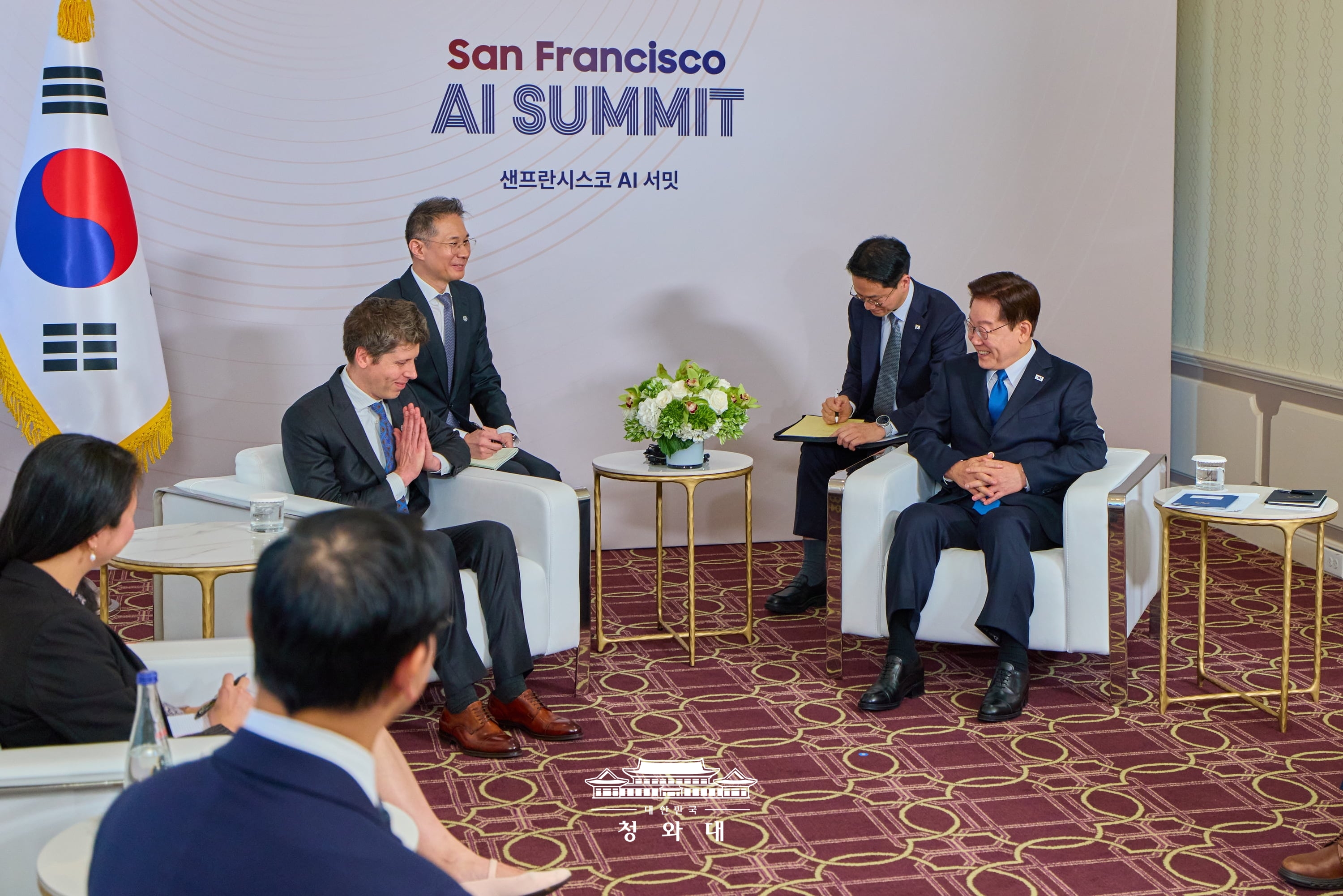 '샘 알트만' 오픈AI CEO 면담