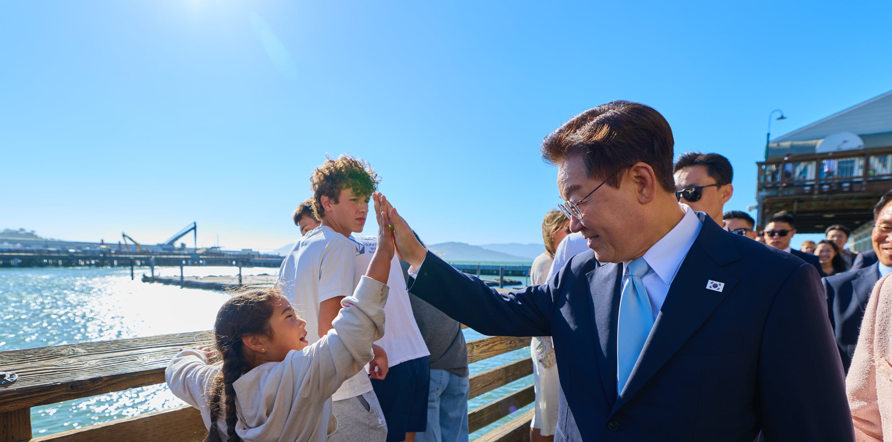 메인슬라이드 4
