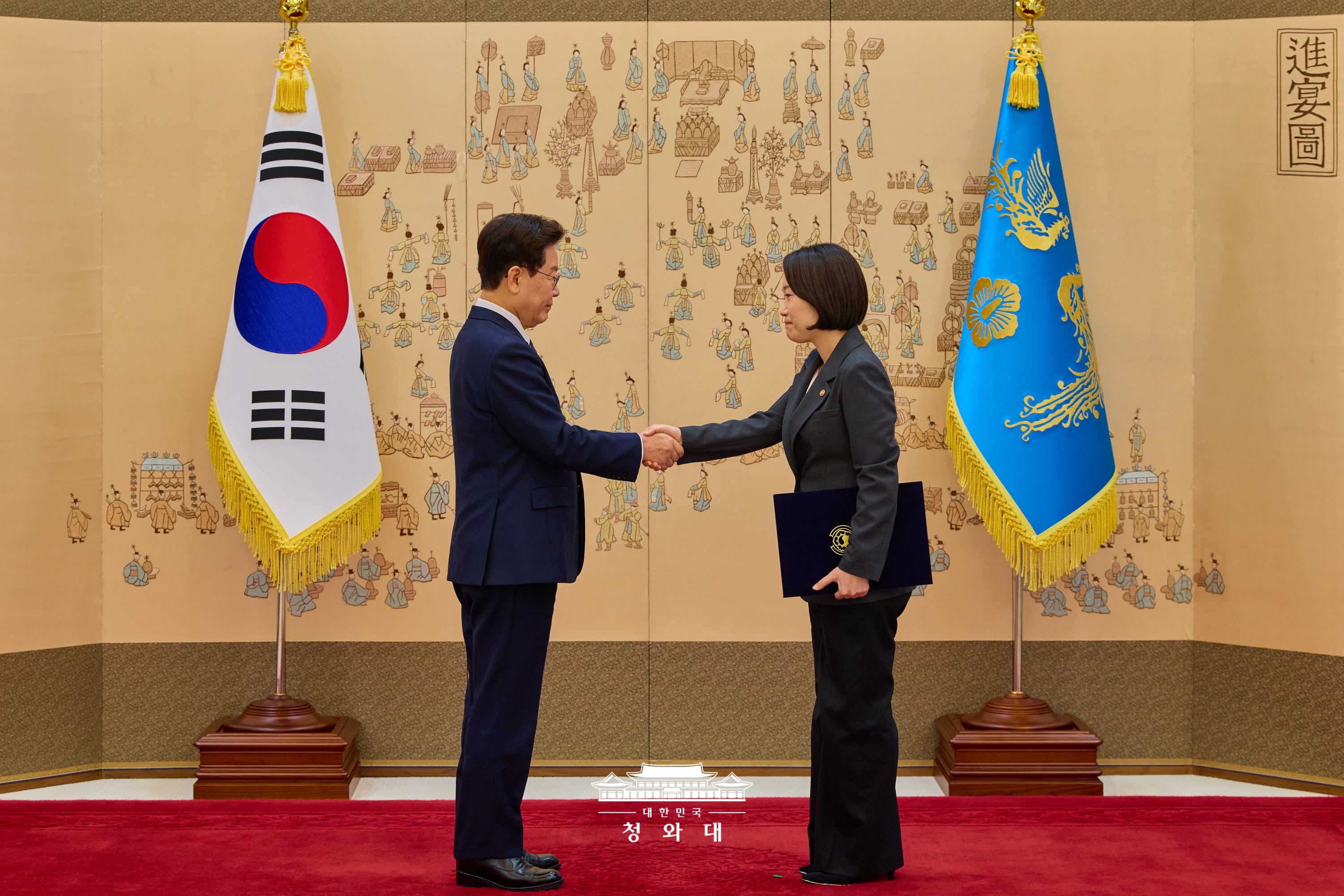 장관급 인사 및 중대범죄수사청장 임명장 수여식7