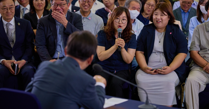 국민과 함께 소통하고 혁신하는 정부