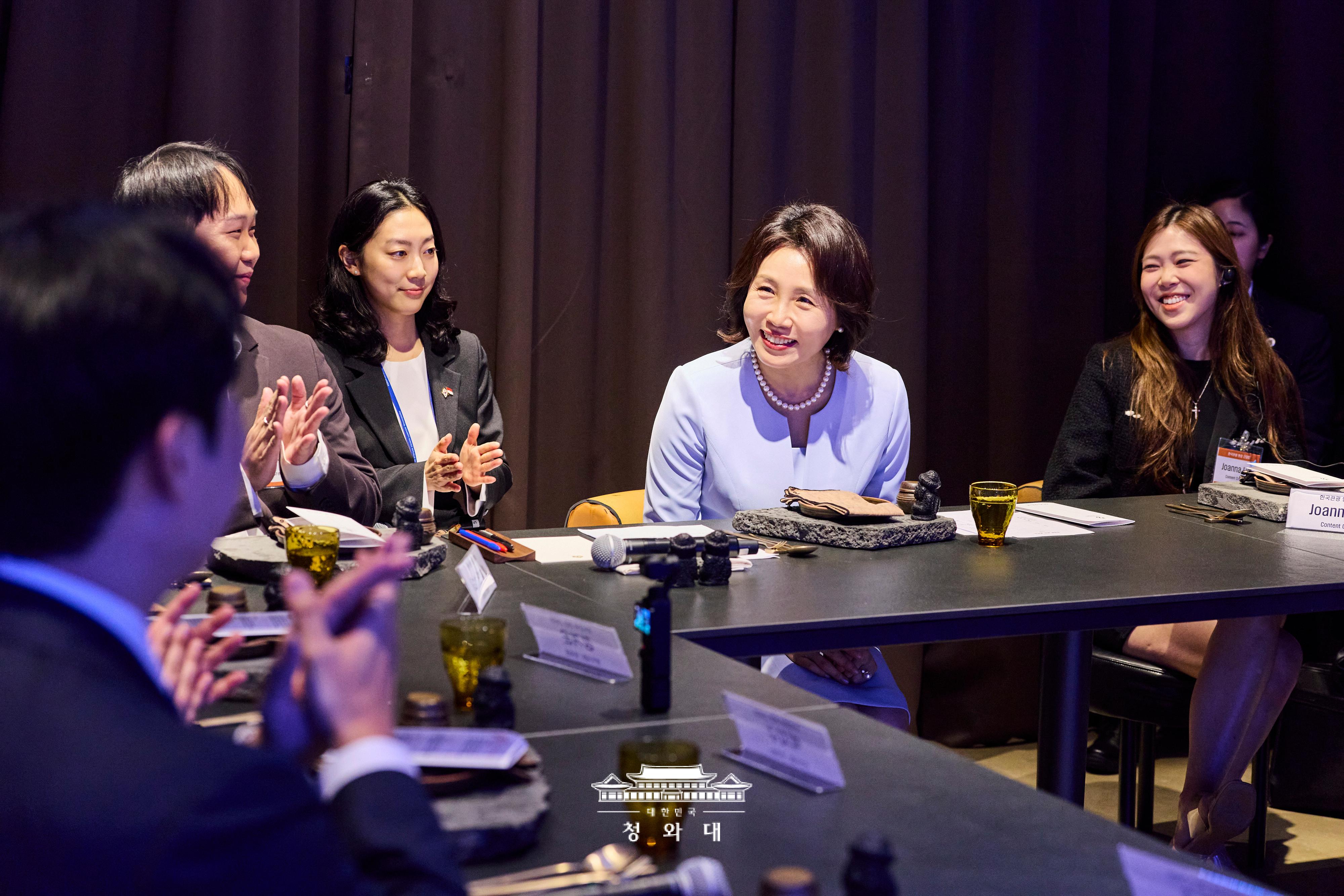 김혜경 여사, 방한지역관광 활성화를 위한 간담회 (해녀의 부엌 싱가포르 지점)